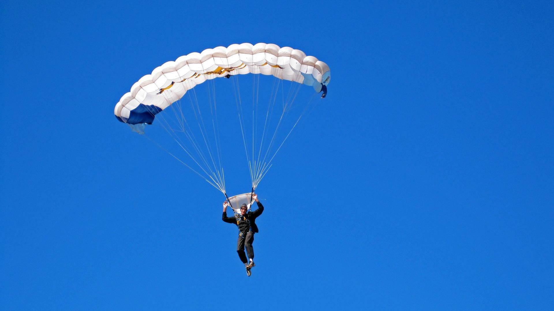 高尔夫大师赛：欧洲老将再攀巅峰，技艺高超！，高尔夫大师赛视频